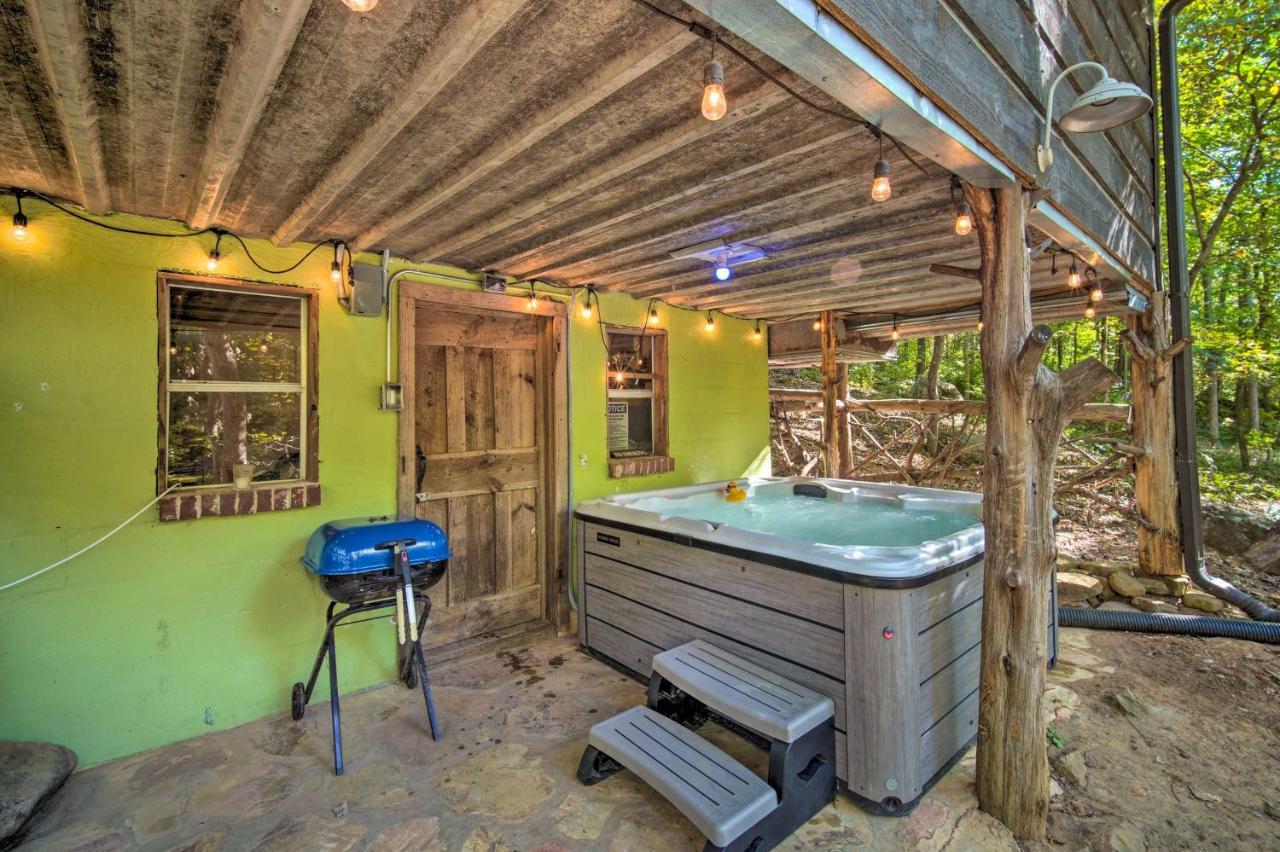The Treehouse Cabin Creekside Home With Hot Tub! Summerville Dış mekan fotoğraf